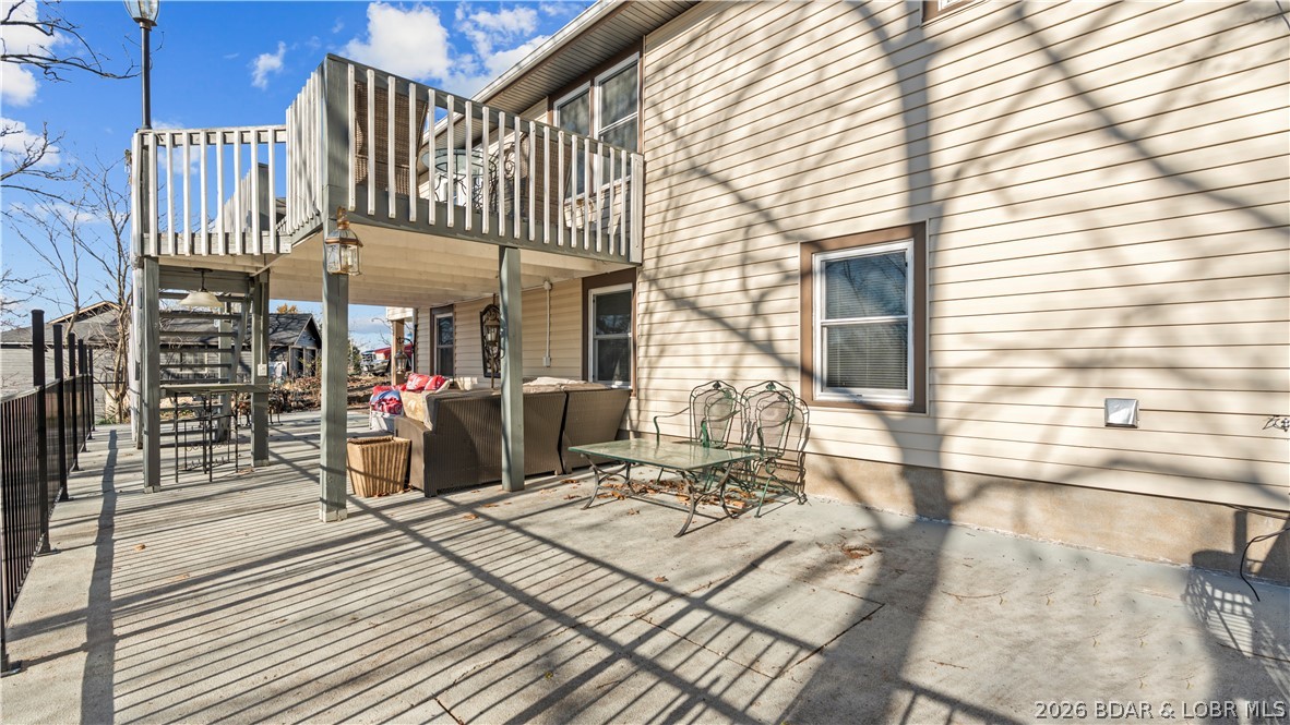 Arrowhead Beach Club - Residential