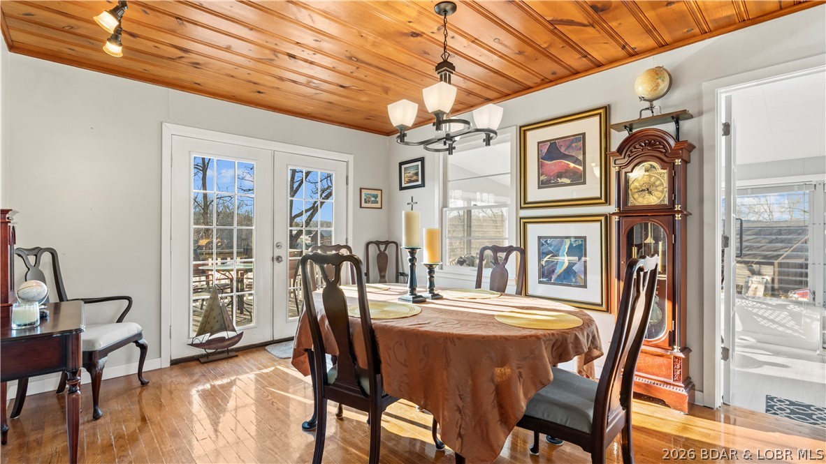 Arrowhead Beach Club - Residential