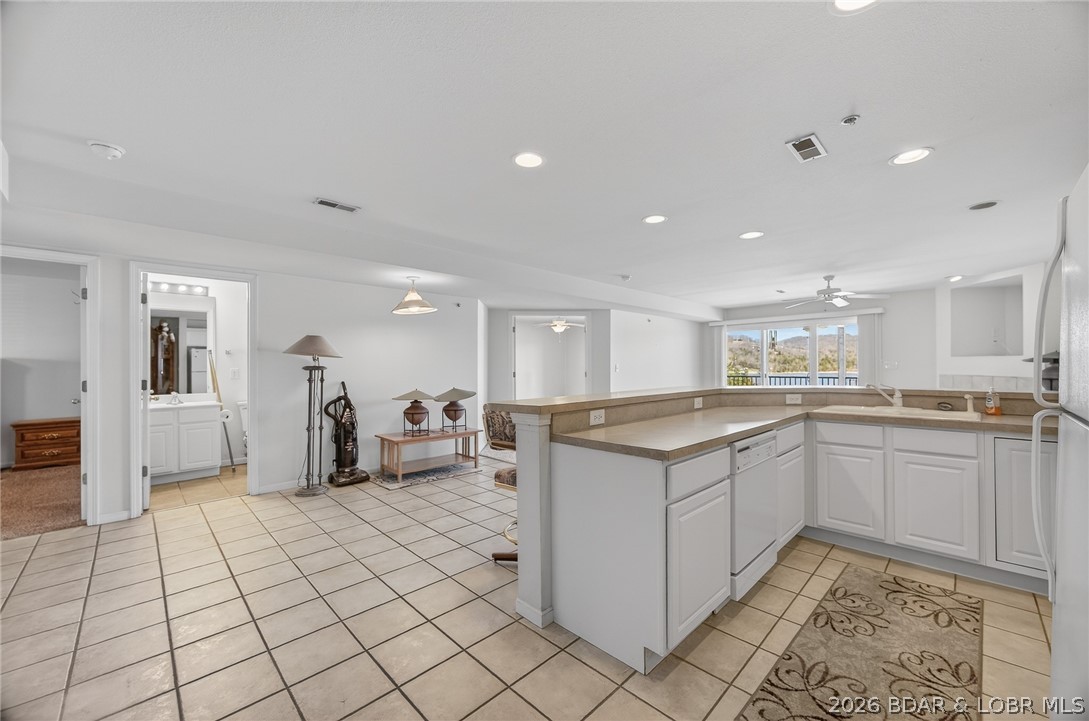 Cedar Heights Condominium - Residential