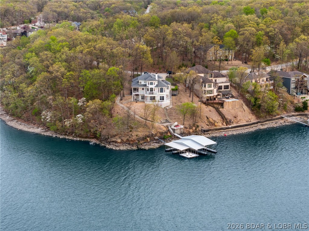 Grand Point - Residential