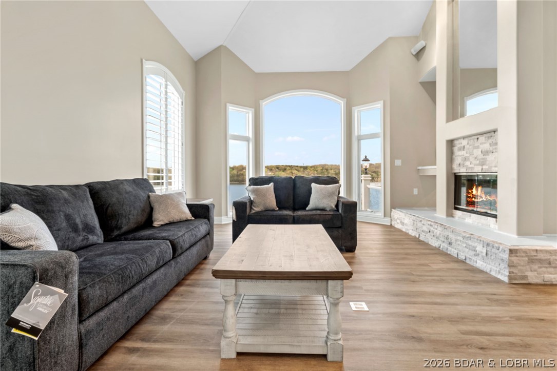 Grand Point - Residential