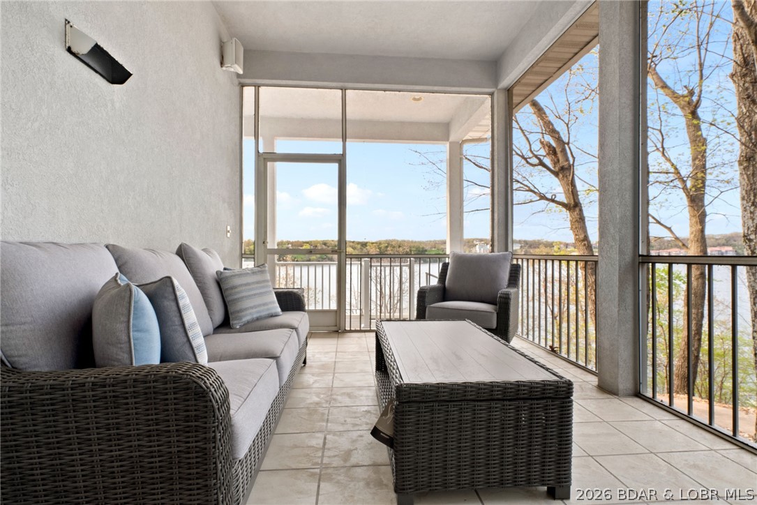 Grand Point - Residential