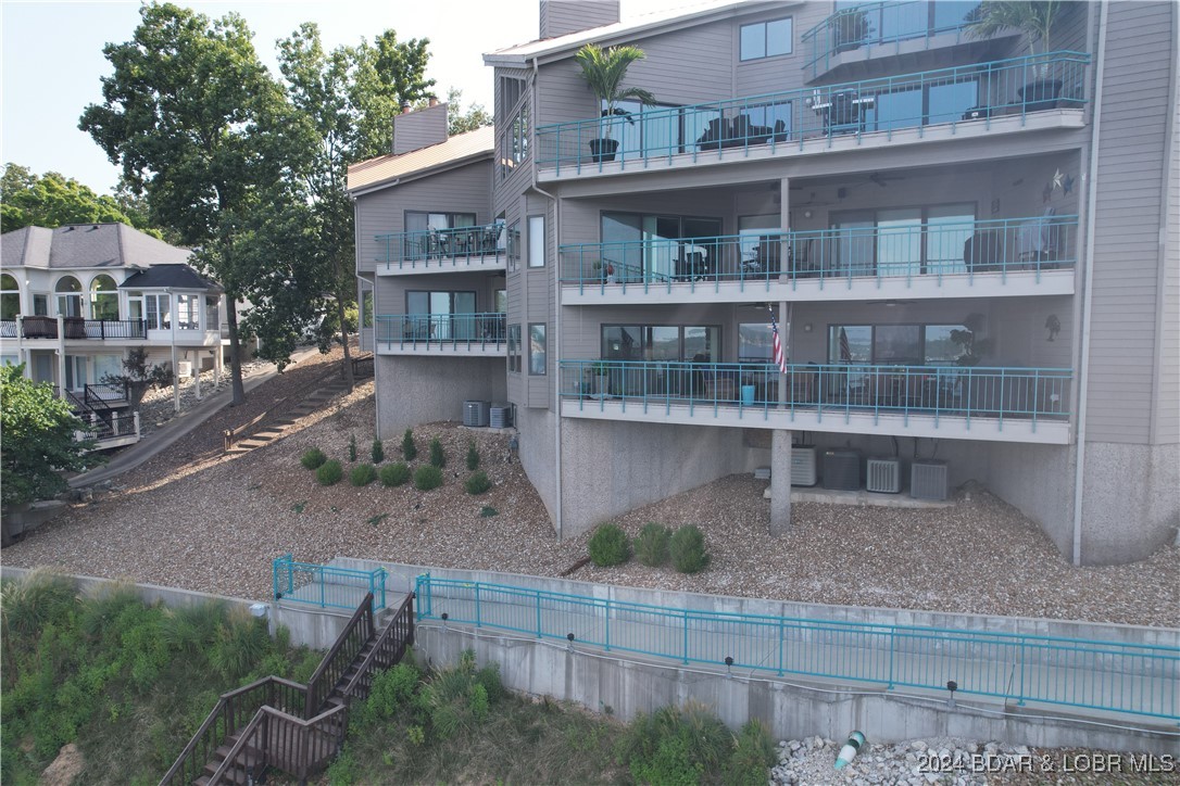 Osage Beach, Missouri 65065, United States, 3 Bedrooms Bedrooms, ,3 BathroomsBathrooms,Residential,Contingent,46752