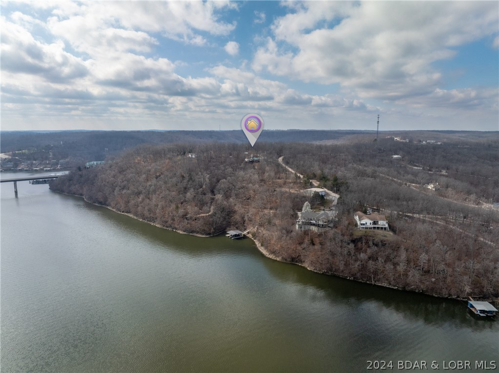 Camdenton, Missouri 65020, United States, 3 Bedrooms Bedrooms, ,3 BathroomsBathrooms,Residential,Contingent,62552