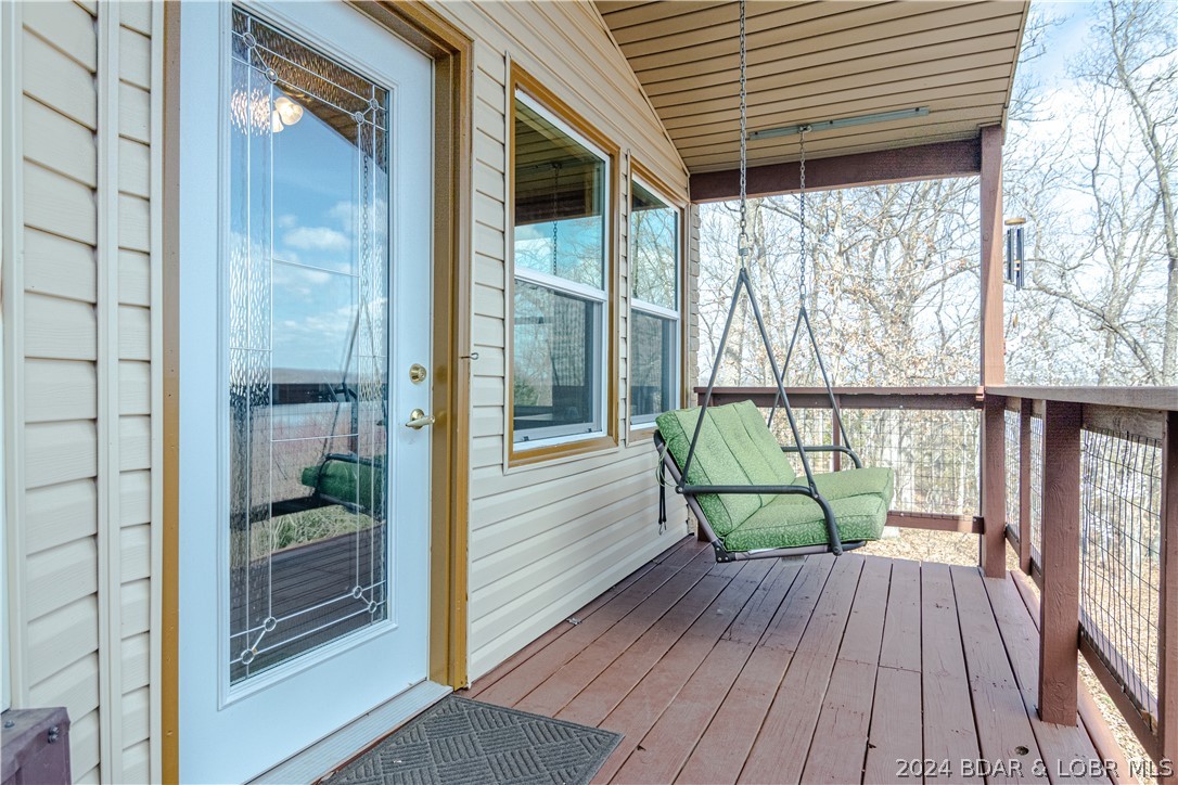 Camdenton, Missouri 65020, United States, 3 Bedrooms Bedrooms, ,3 BathroomsBathrooms,Residential,Contingent,62552