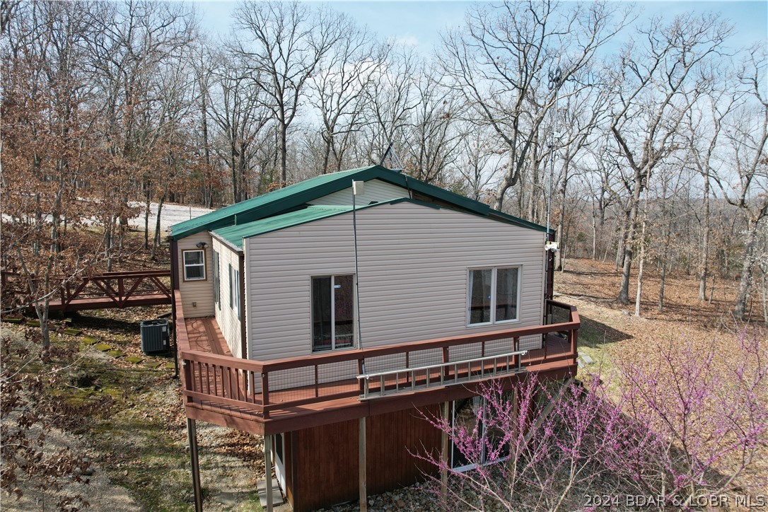 Camdenton, Missouri 65020, United States, 3 Bedrooms Bedrooms, ,3 BathroomsBathrooms,Residential,Contingent,62552