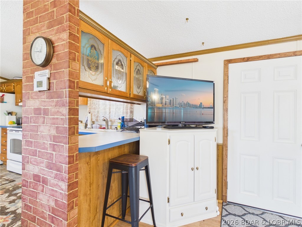 Broken Circle - Residential