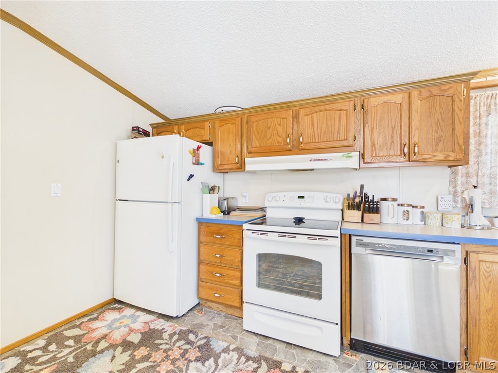 Broken Circle - Residential