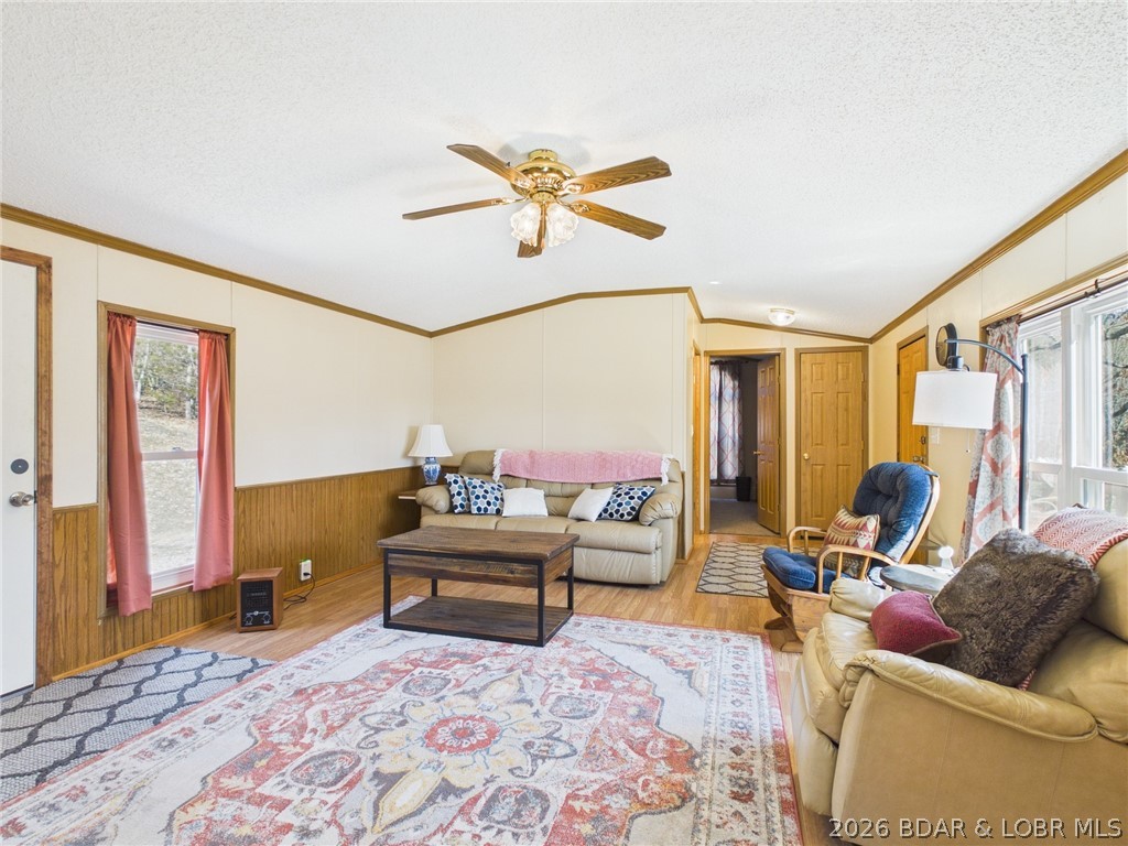 Broken Circle - Residential