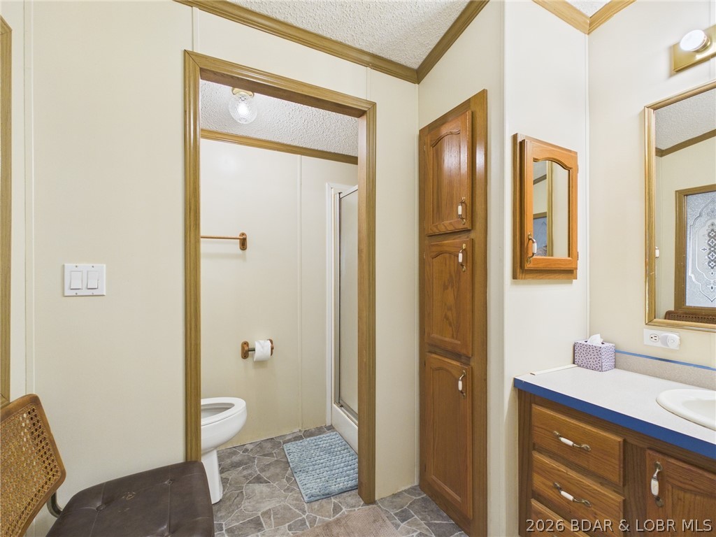 Broken Circle - Residential