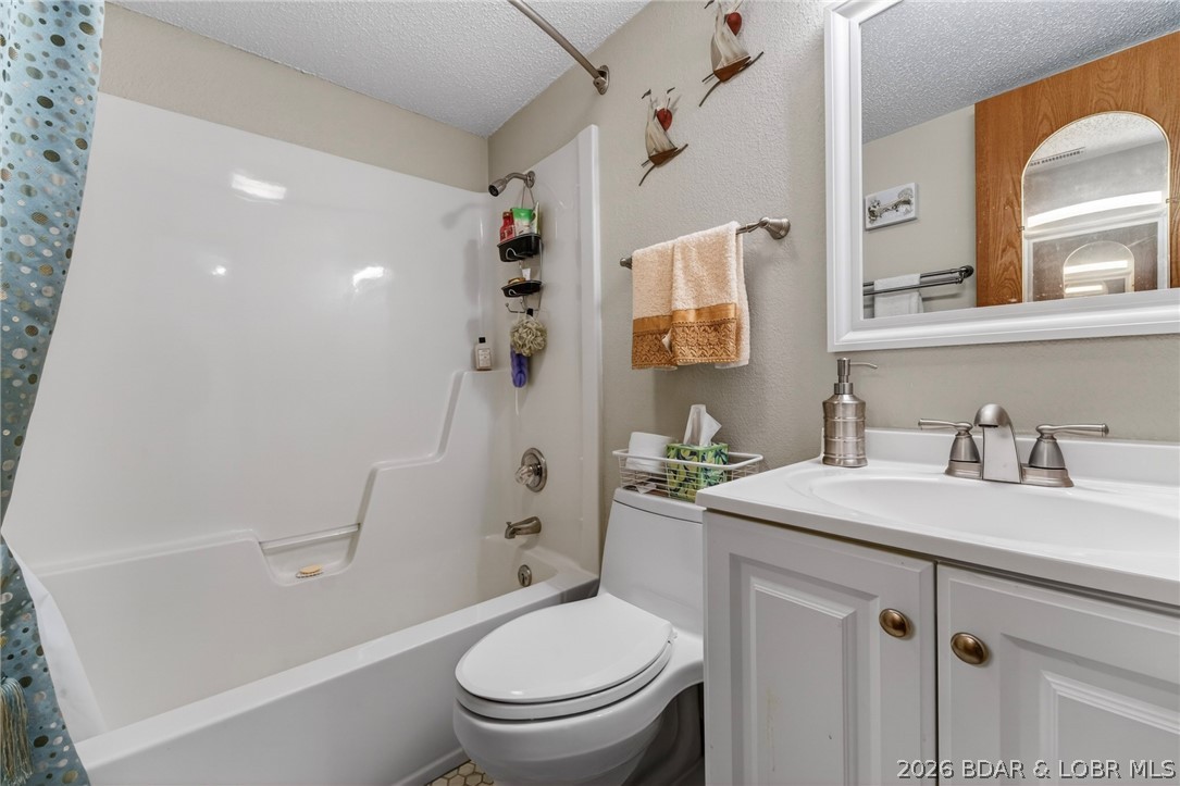 Southwood Shores Condominium - Residential