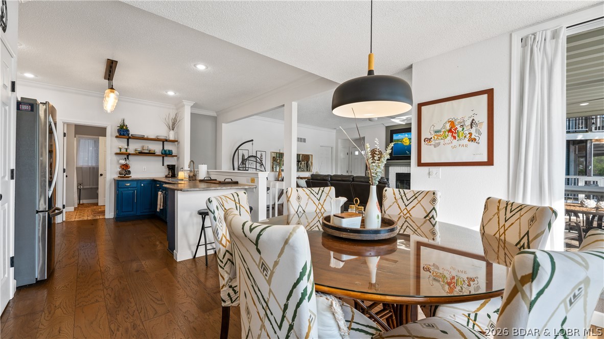 Shores Of Camelot Condominiums - Residential