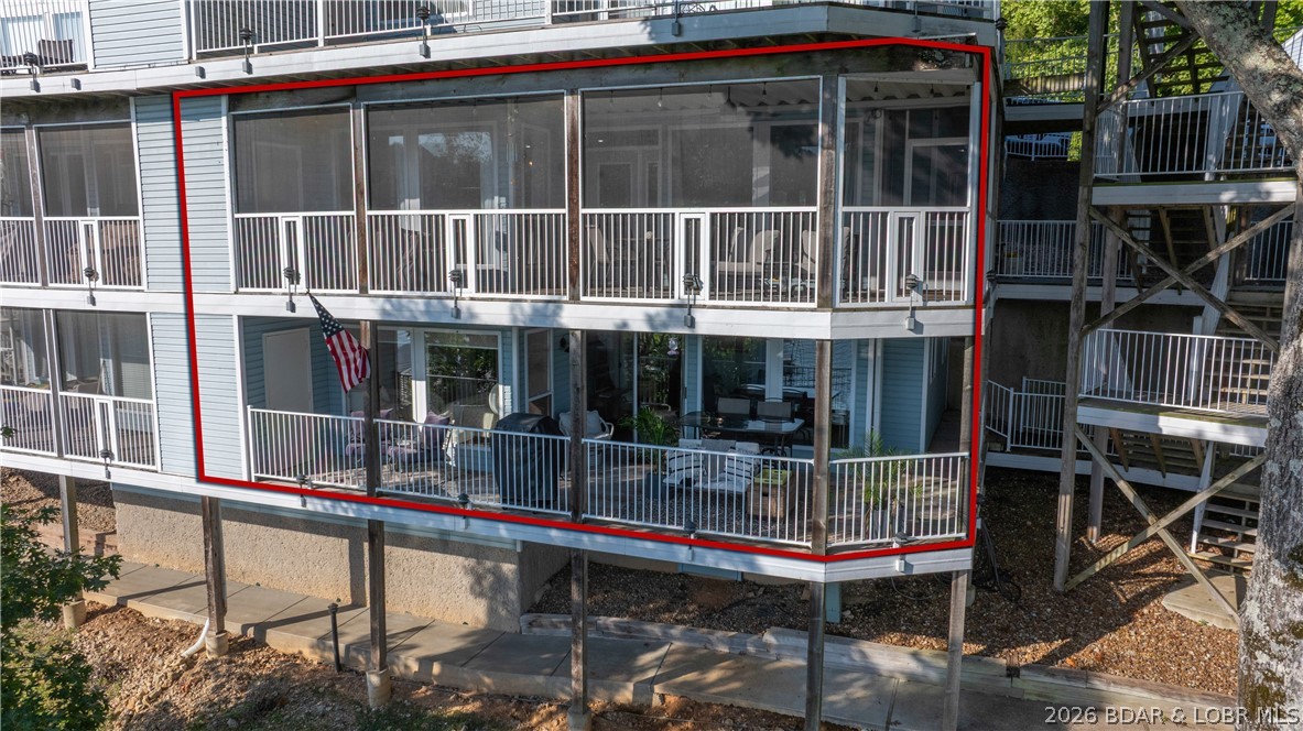 Shores Of Camelot Condominiums - Residential