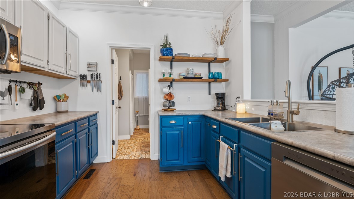 Shores Of Camelot Condominiums - Residential