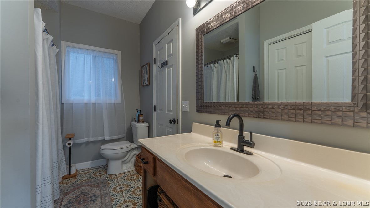 Shores Of Camelot Condominiums - Residential