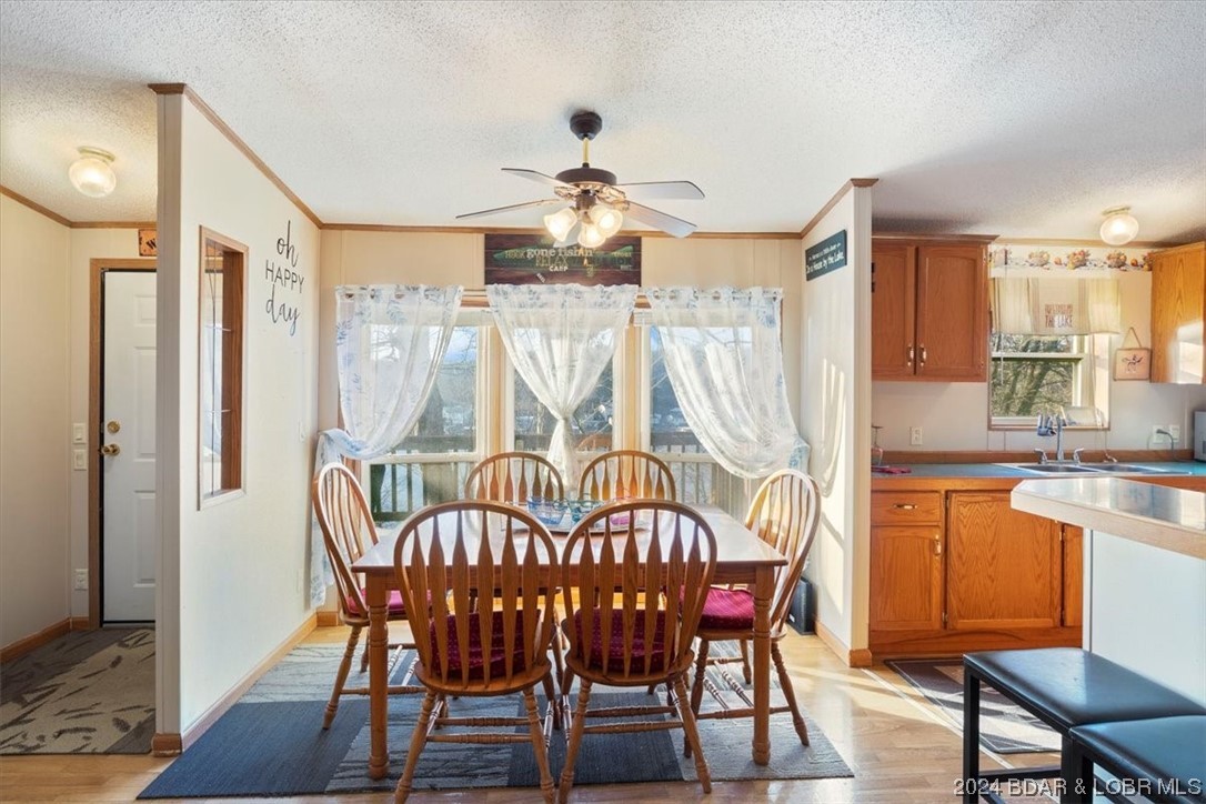 Gravois Mills, Missouri 65037, United States, 3 Bedrooms Bedrooms, ,2 BathroomsBathrooms,Residential,Contingent,67416