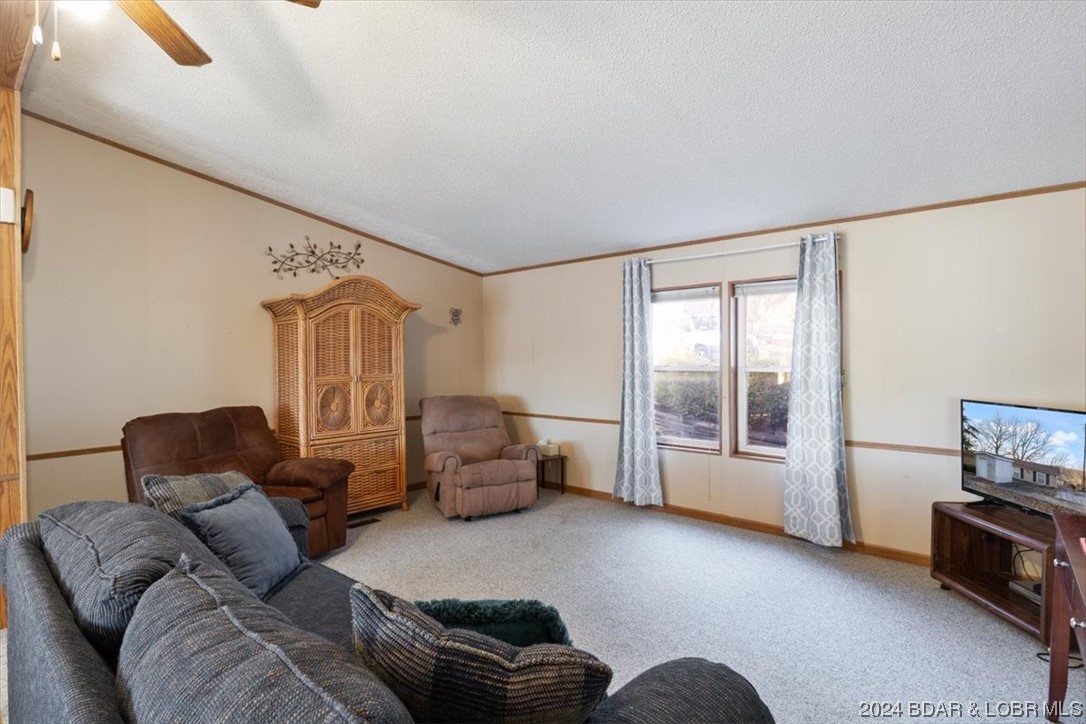 Gravois Mills, Missouri 65037, United States, 3 Bedrooms Bedrooms, ,2 BathroomsBathrooms,Residential,Contingent,67416