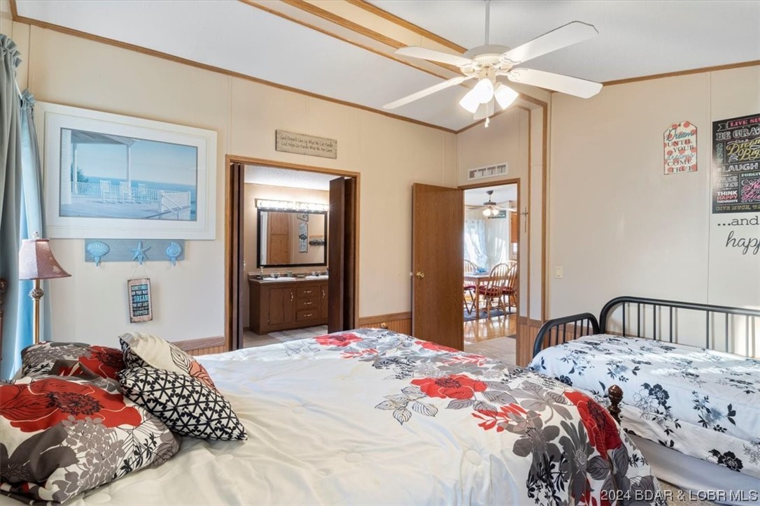 Gravois Mills, Missouri 65037, United States, 3 Bedrooms Bedrooms, ,2 BathroomsBathrooms,Residential,Contingent,67416