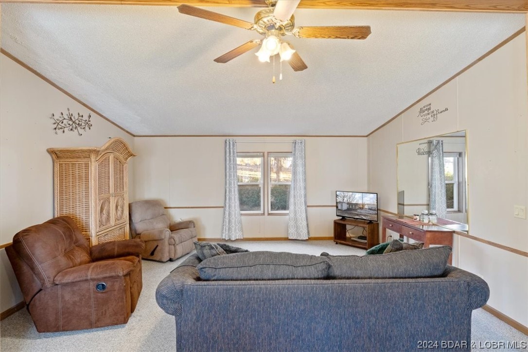 Gravois Mills, Missouri 65037, United States, 3 Bedrooms Bedrooms, ,2 BathroomsBathrooms,Residential,Contingent,67416