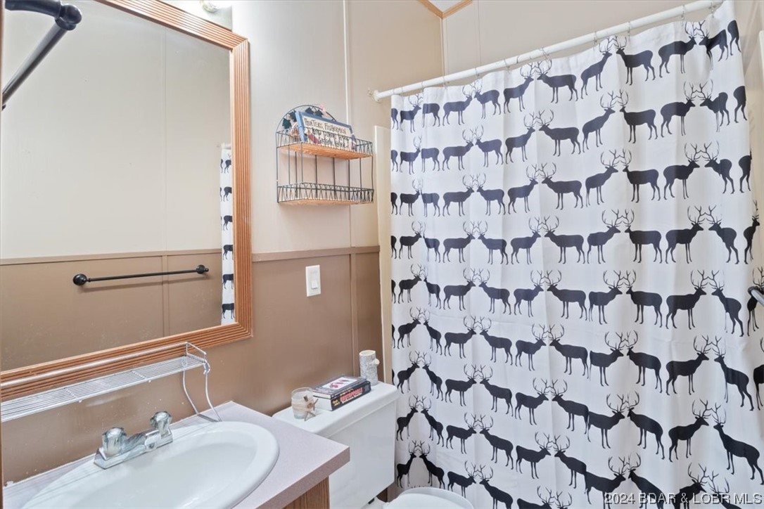 Gravois Mills, Missouri 65037, United States, 3 Bedrooms Bedrooms, ,2 BathroomsBathrooms,Residential,Contingent,67416