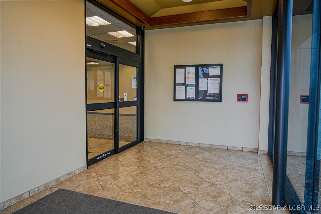 Camdenton, Missouri 65020, United States, ,Commercial,Active,3228