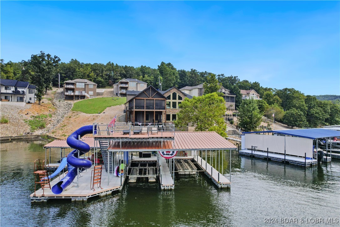 Linn Creek, Missouri 65052, United States, 6 Bedrooms Bedrooms, ,6 BathroomsBathrooms,Residential,Contingent,45590