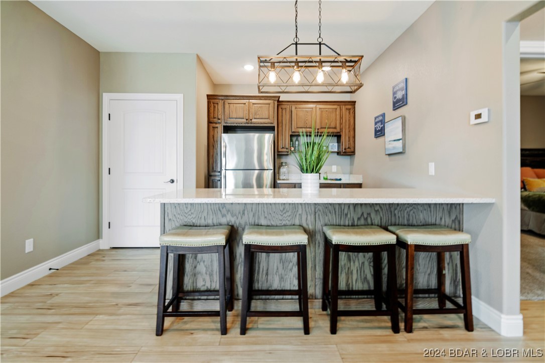 Linn Creek, Missouri 65052, United States, 6 Bedrooms Bedrooms, ,6 BathroomsBathrooms,Residential,Contingent,45590