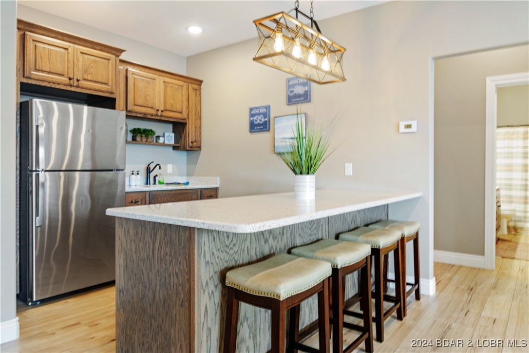 Linn Creek, Missouri 65052, United States, 6 Bedrooms Bedrooms, ,6 BathroomsBathrooms,Residential,Contingent,45590