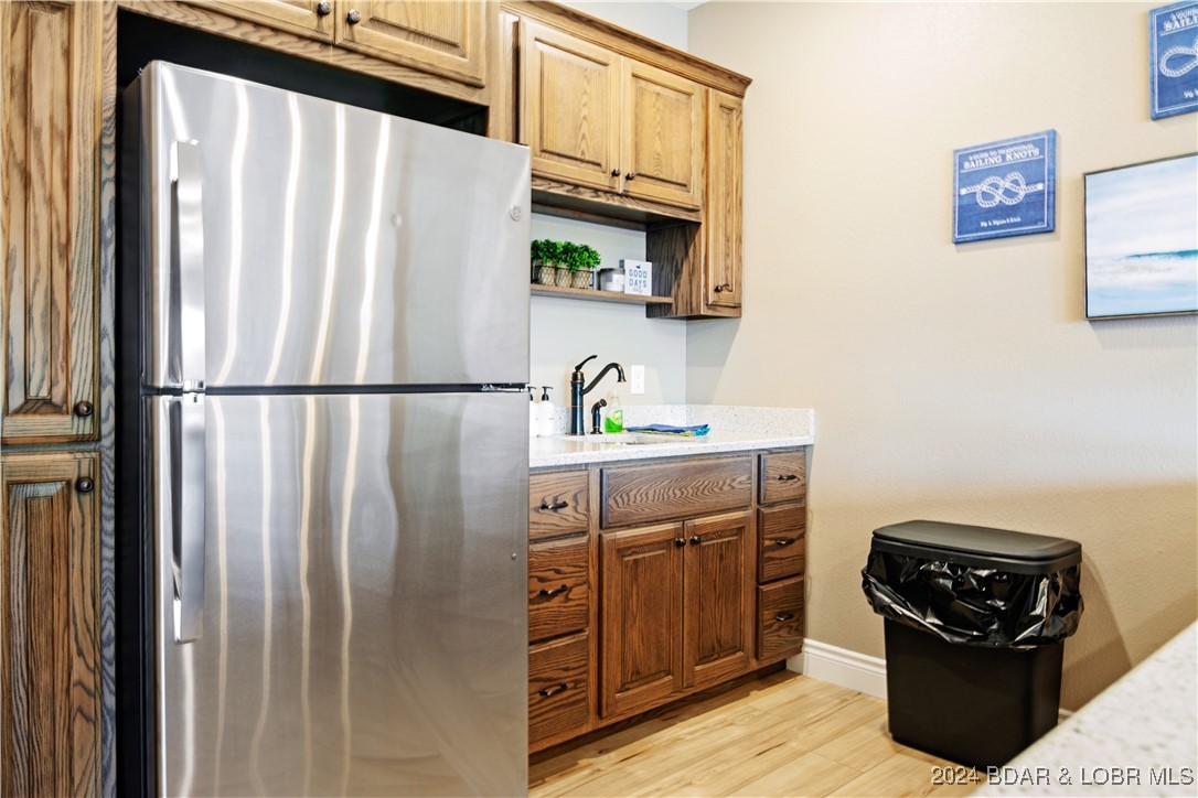 Linn Creek, Missouri 65052, United States, 6 Bedrooms Bedrooms, ,6 BathroomsBathrooms,Residential,Contingent,45590