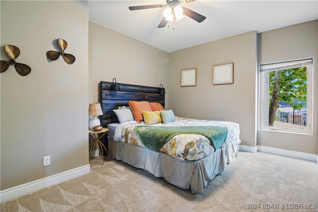 Linn Creek, Missouri 65052, United States, 6 Bedrooms Bedrooms, ,6 BathroomsBathrooms,Residential,Contingent,45590