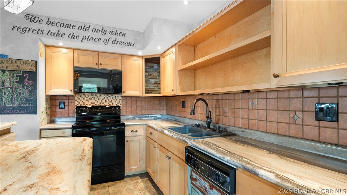 Lakeview Est - Residential