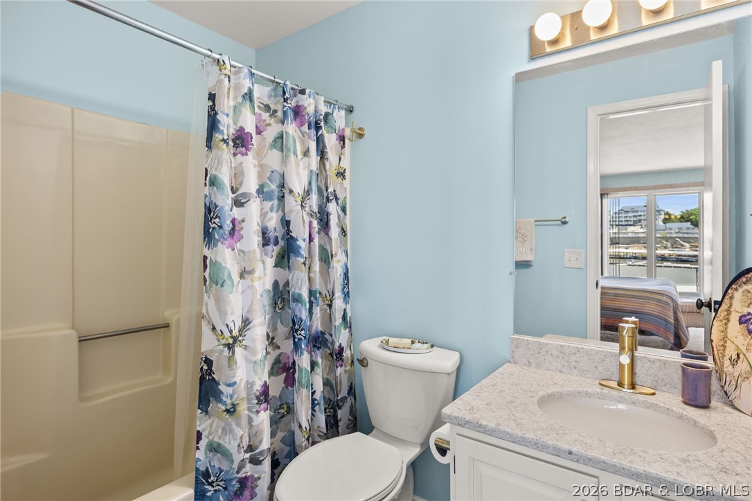 Pelican Bay Condominium - Residential