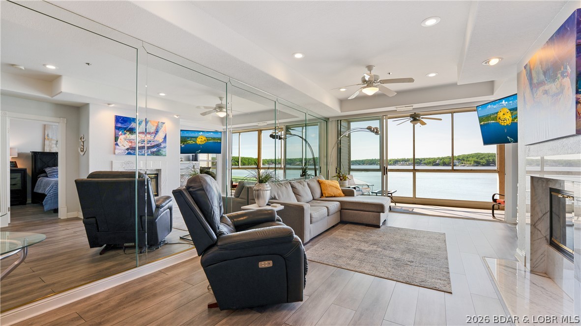 Emerald Bay Condominium - Residential