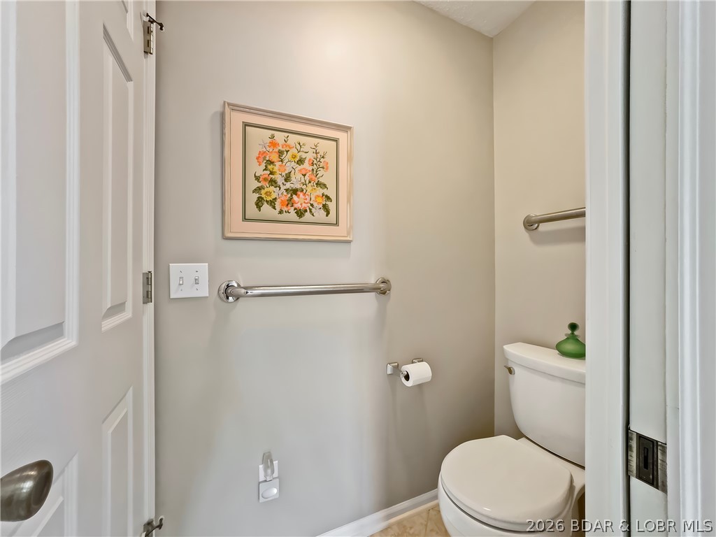 Horizons Condominiums - Residential