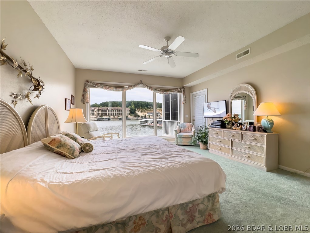Horizons Condominiums - Residential