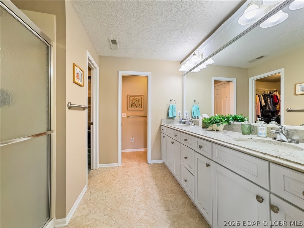 Horizons Condominiums - Residential