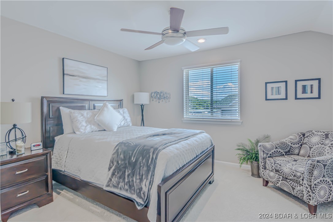 Camdenton, Missouri 65020, United States, 4 Bedrooms Bedrooms, ,2 BathroomsBathrooms,Residential,Contingent,41065