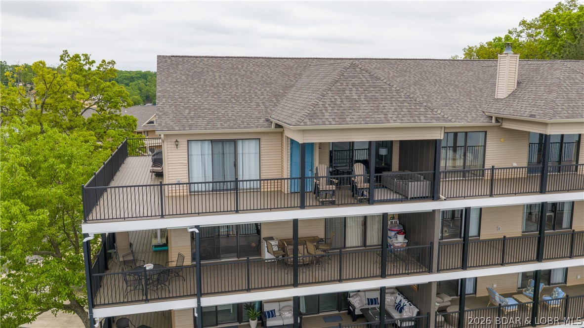 The Falls Condo - Residential