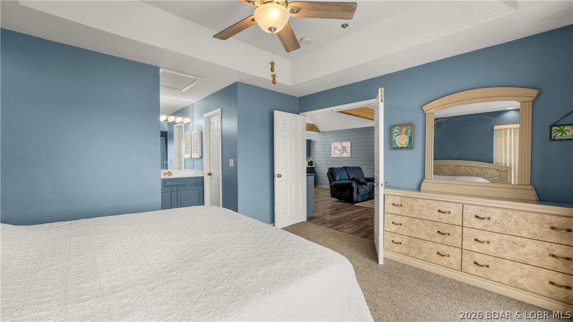 The Falls Condo - Residential