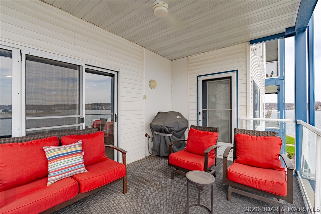 Monarch Cove Condominium - Residential