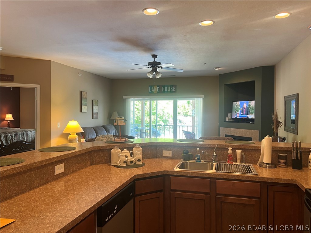 Cedar Heights Condominium - Residential