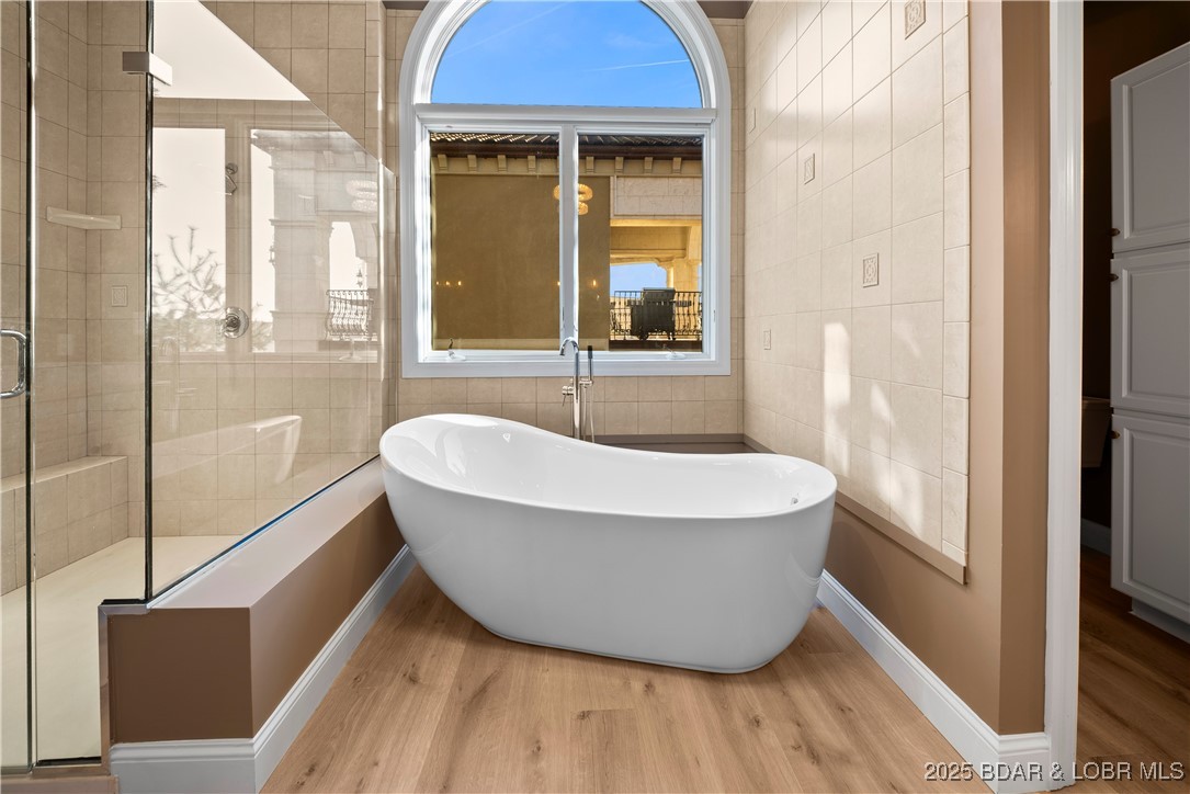 Forestridge Village At Shawnee - Residential