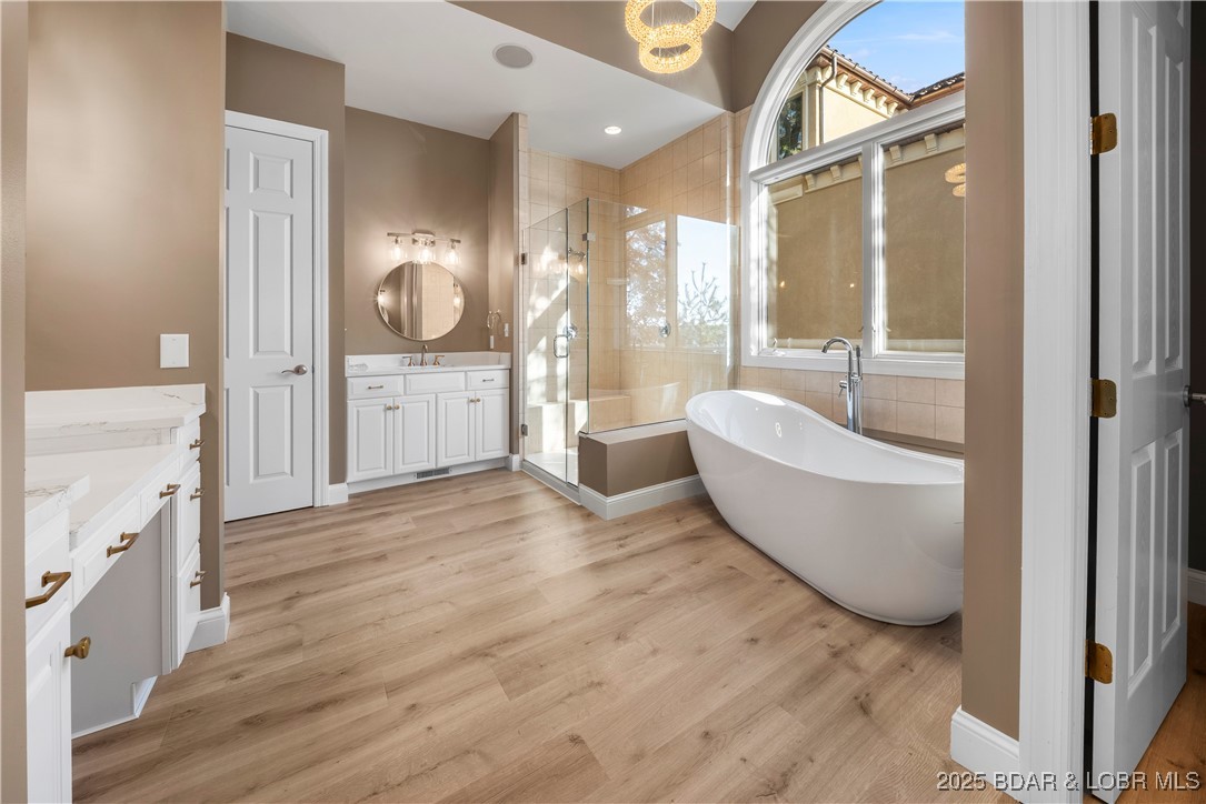 Forestridge Village At Shawnee - Residential