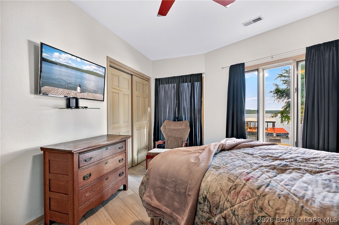Point Charles - Residential