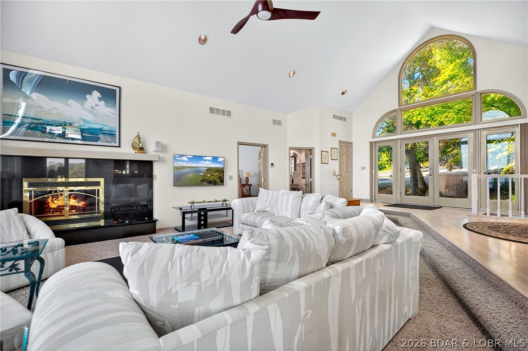 Point Charles - Residential