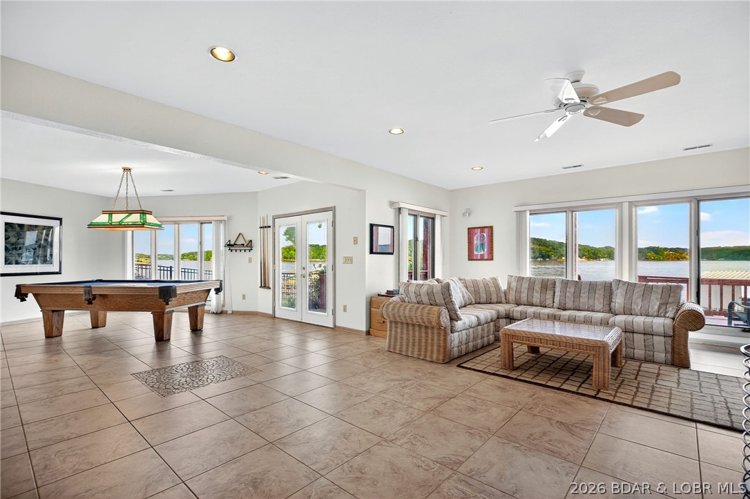 Point Charles - Residential