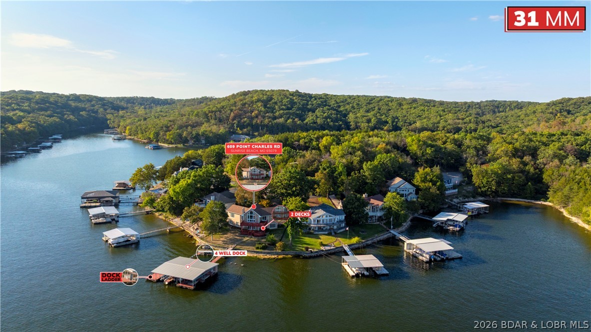 Point Charles - Residential