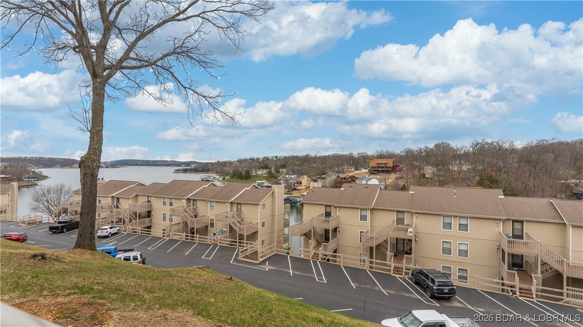 Indian Pointe Condominium - Residential