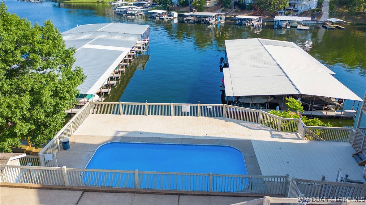 Indian Pointe Condominium - Residential