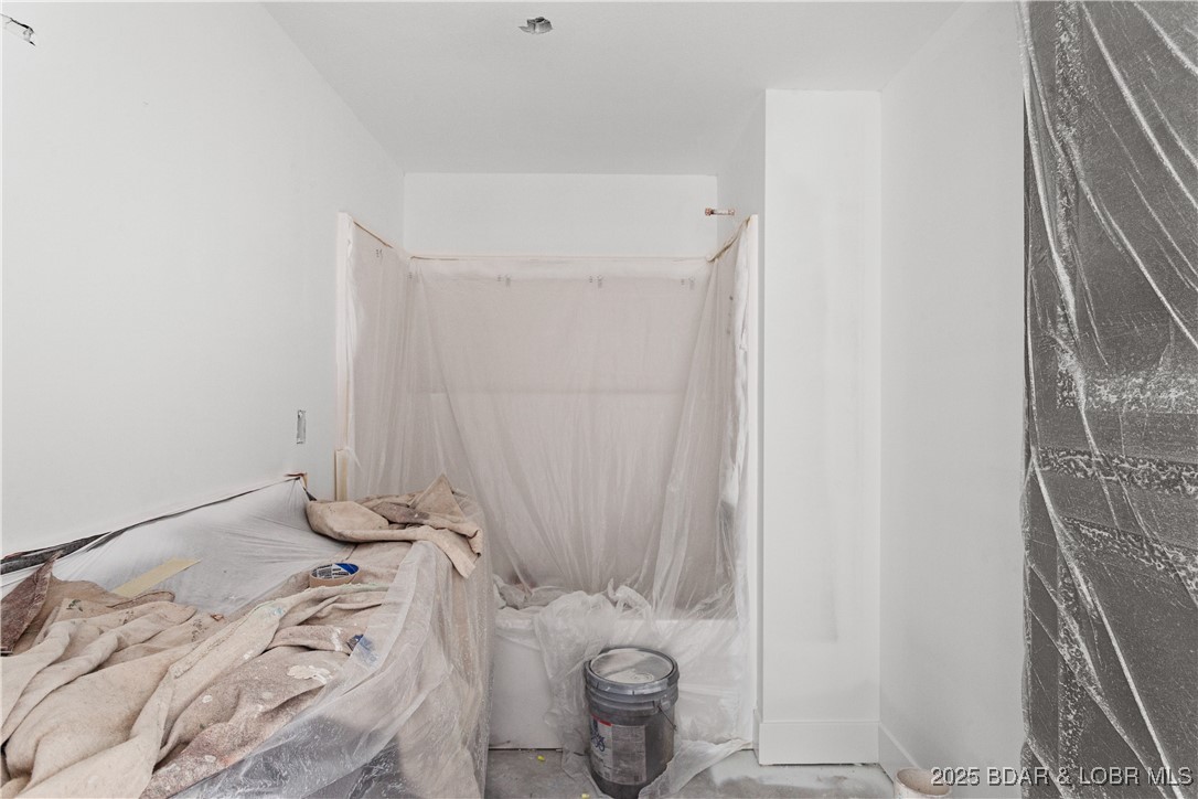 Shores of Eagle's View - Residential